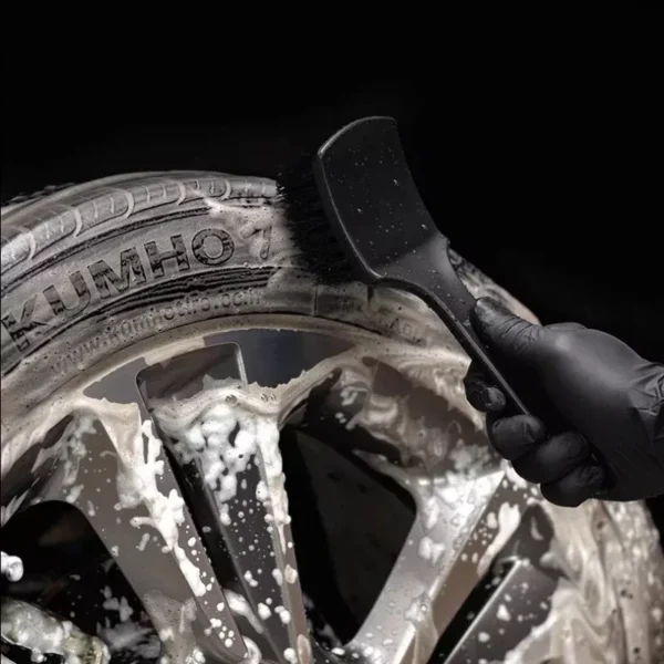 Car Tire and Rim Cleaning Brush Kit - Image 3